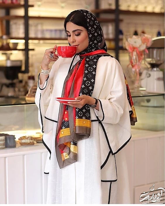 استایل با روسری طرح دار